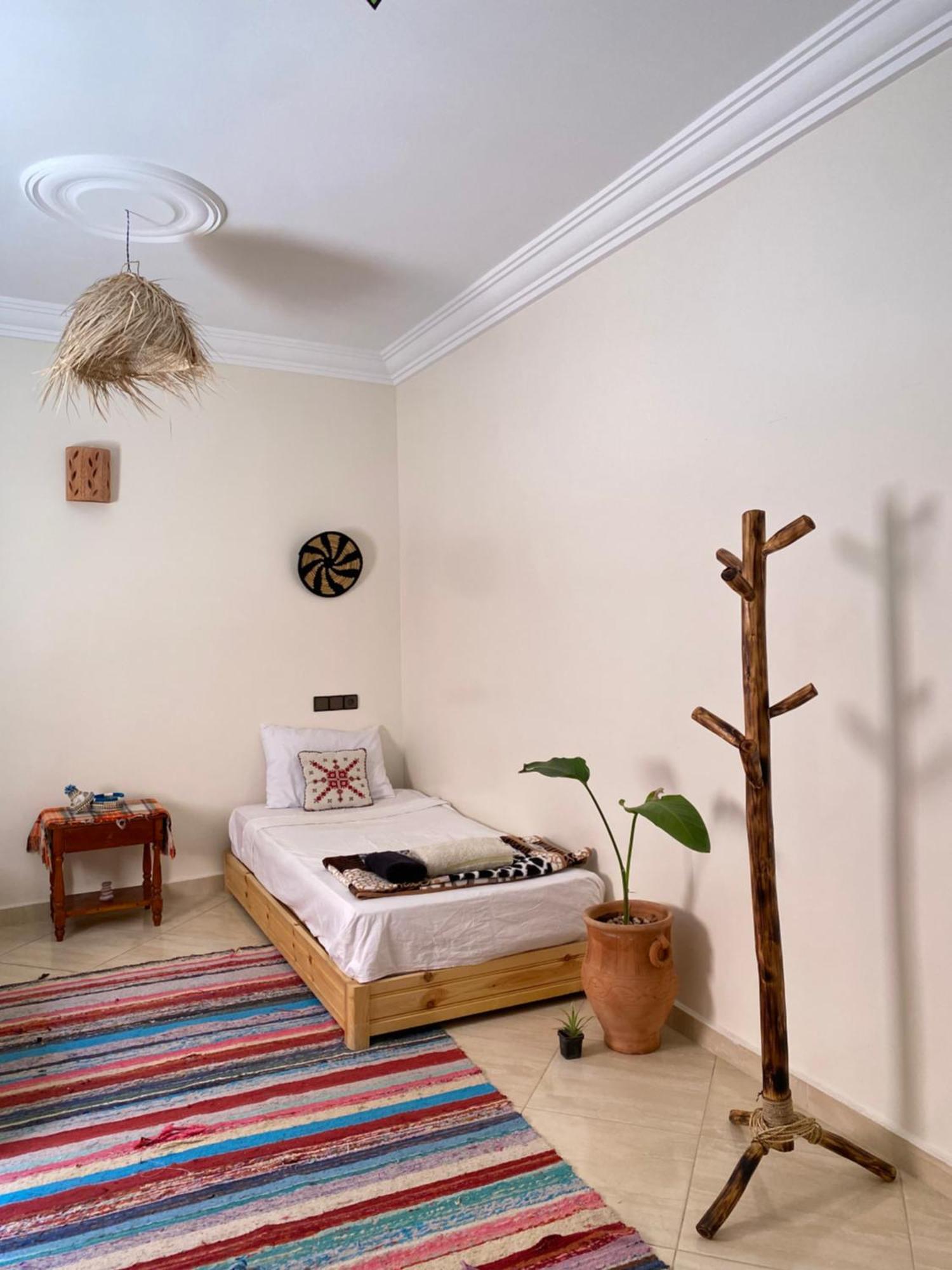 Chill Surfer Hostel Tamraght Kültér fotó